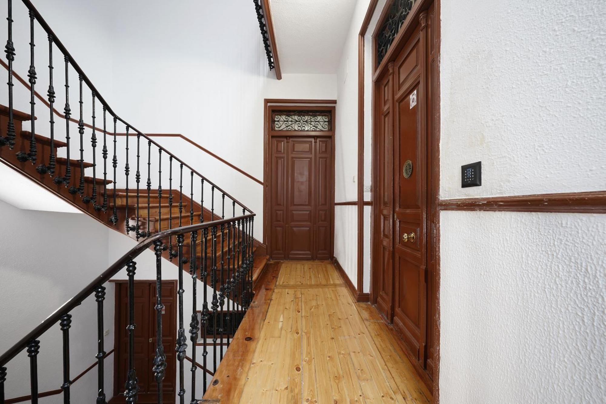 Numa Madrid Luna Экстерьер фото
