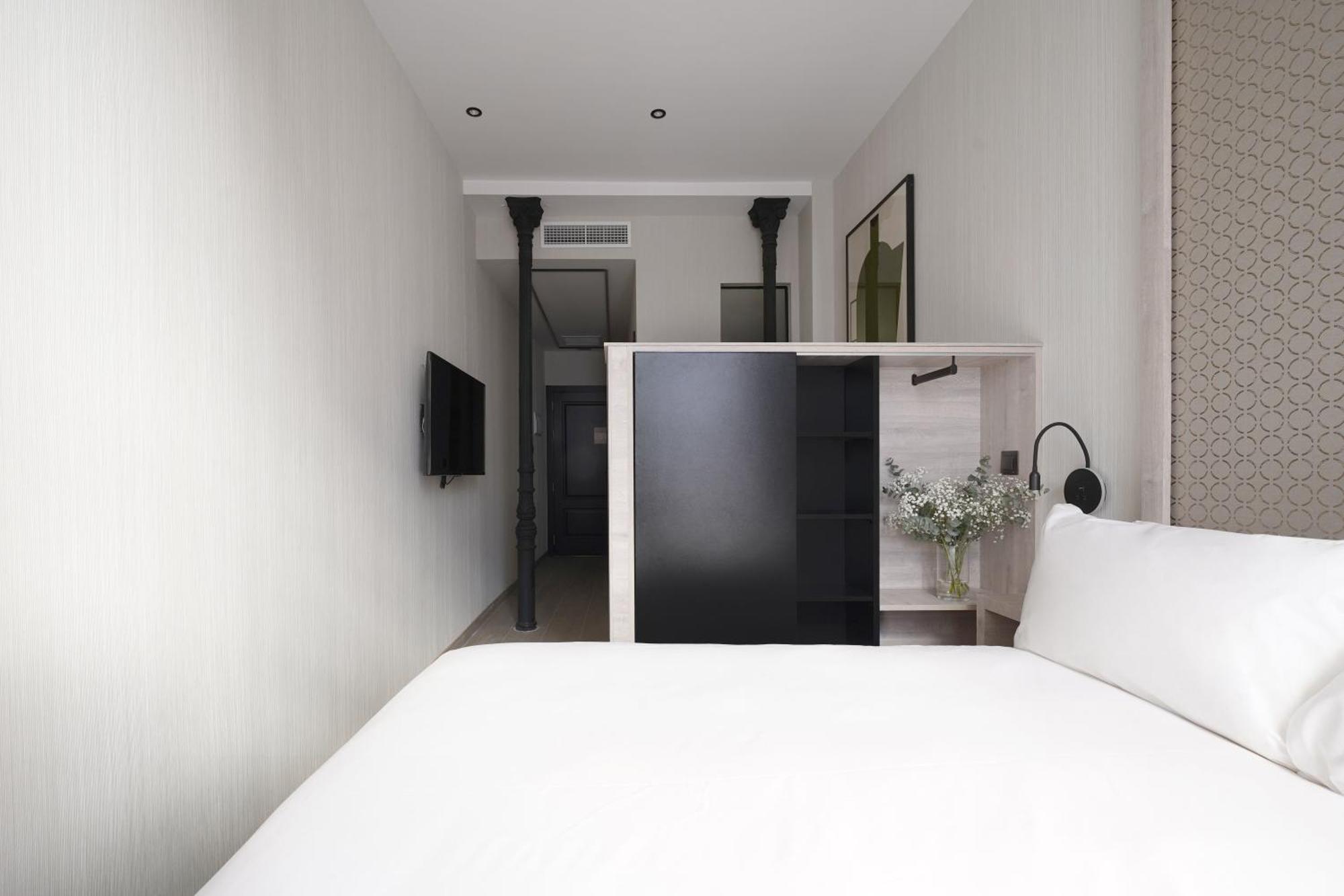 Numa Madrid Luna Экстерьер фото