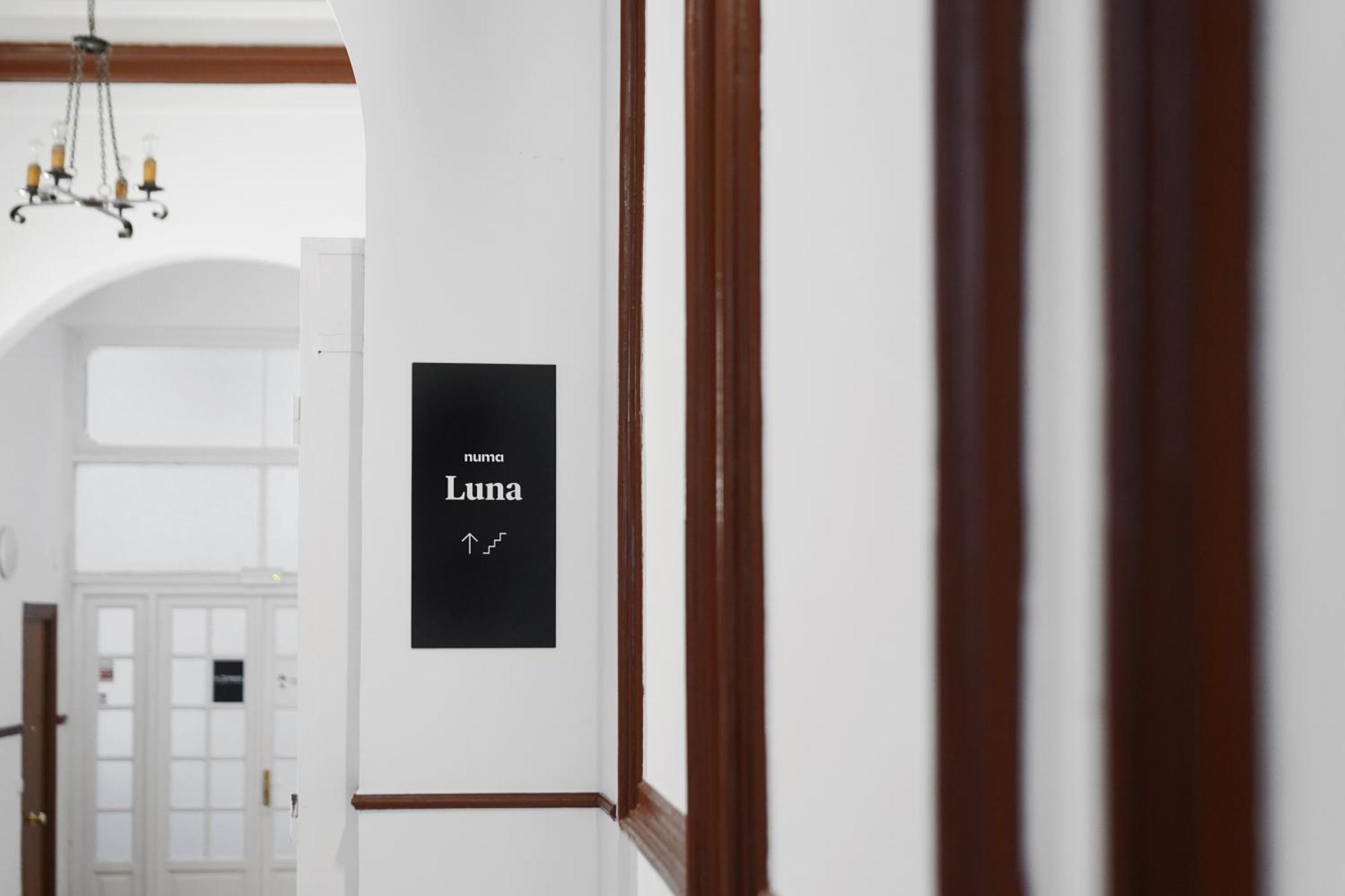 Numa Madrid Luna Экстерьер фото